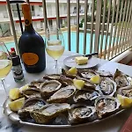 Azure Beachfront Sablettes Est Beachfront * Mentone