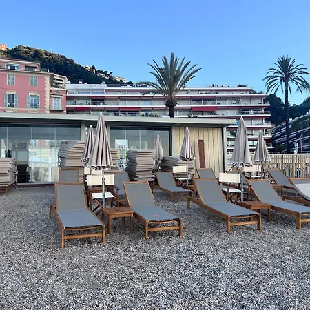 Cote D Azur Premier Sablettes Est Beachfront
