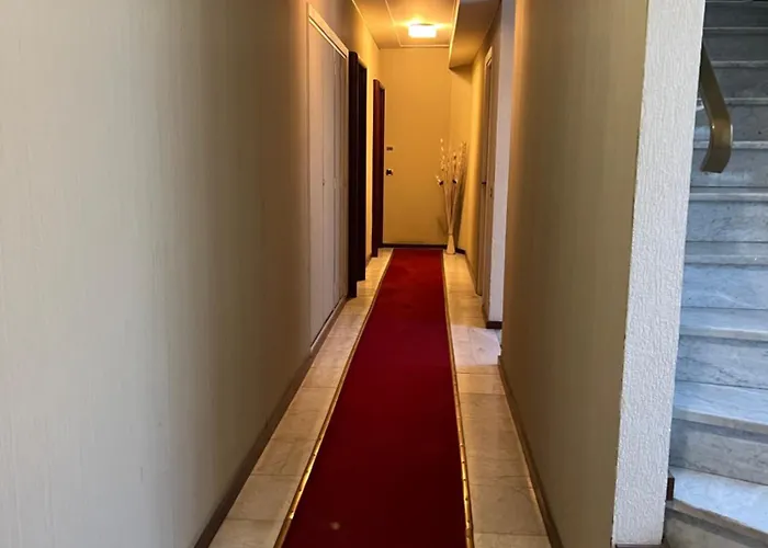 아파트 Cote D Azur Premier Sablettes Est Beachfront 멍똥