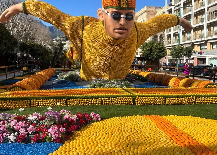 Cote D Azur Premier Sablettes Est Beachfront 아파트 *